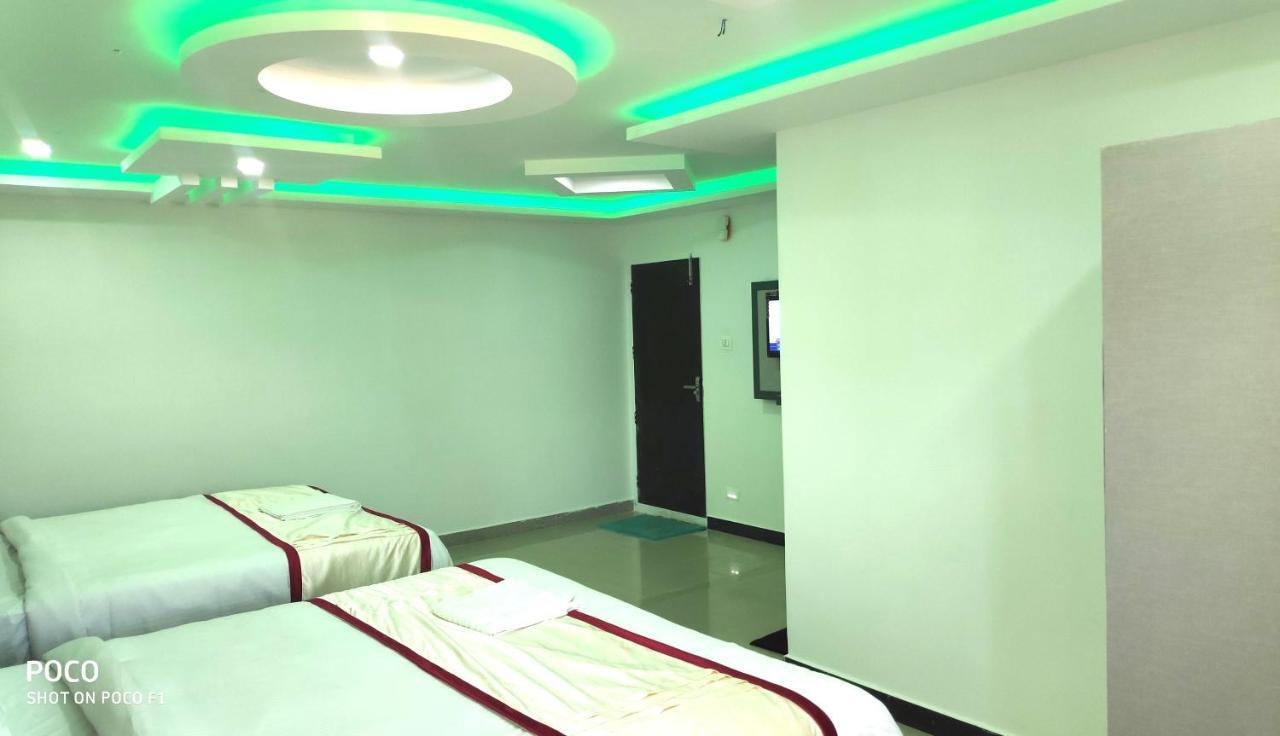 Hotel Shawrya The Grand Madikeri Exterior photo